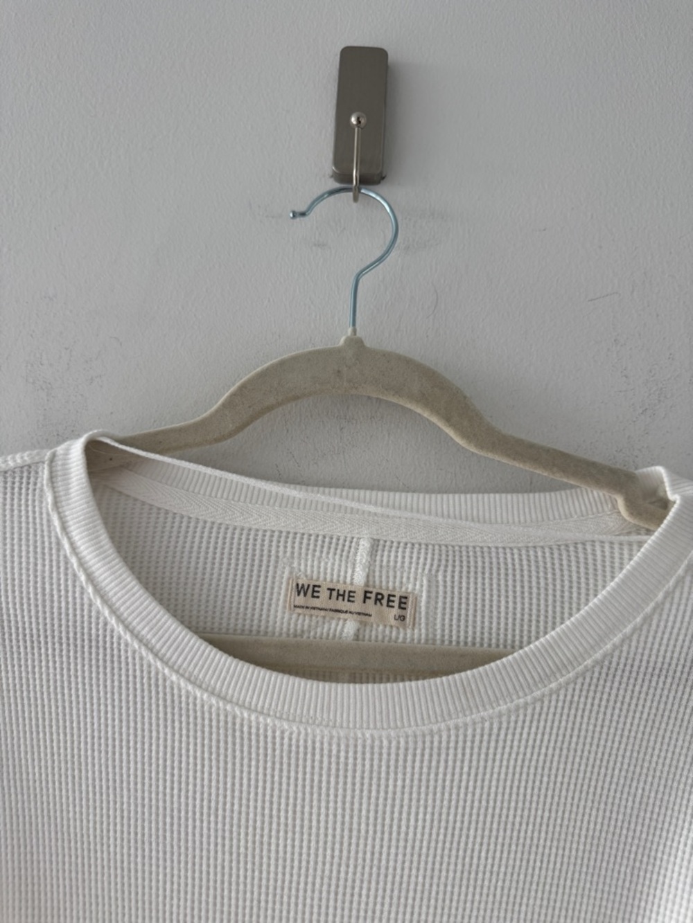 FREE PEOPLE Lapis Cuff Top in Clean Ivory L - Picture 3 of 3